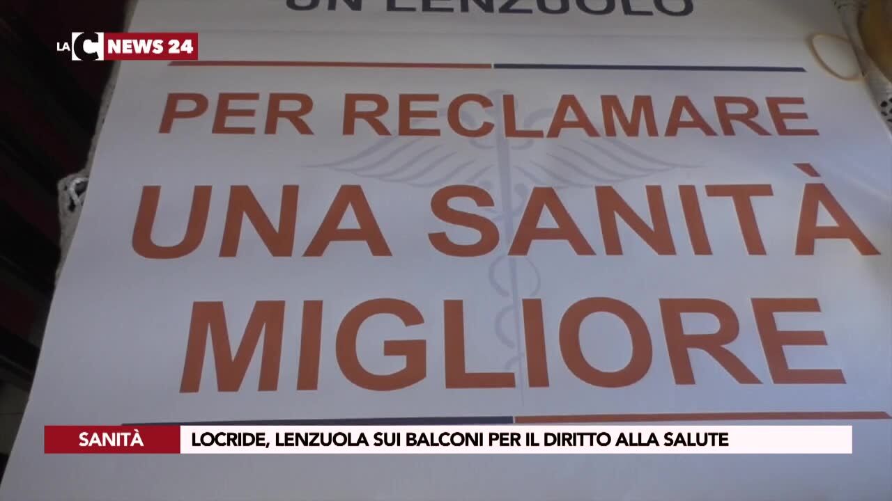 Locride, lenzuola sui balconi per il diritto alla salute