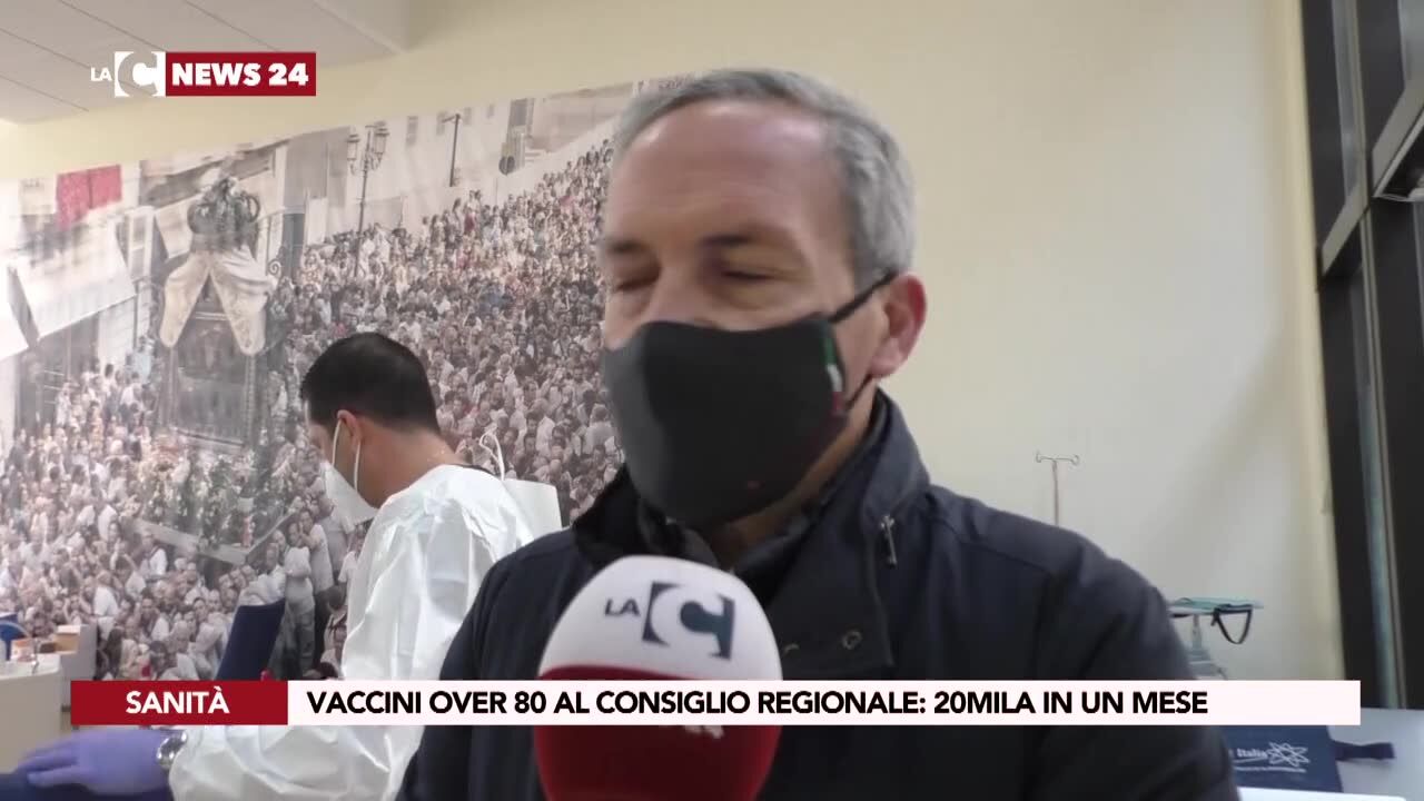 Vaccini over 80 al Consiglio regionale: 20mila in un mese