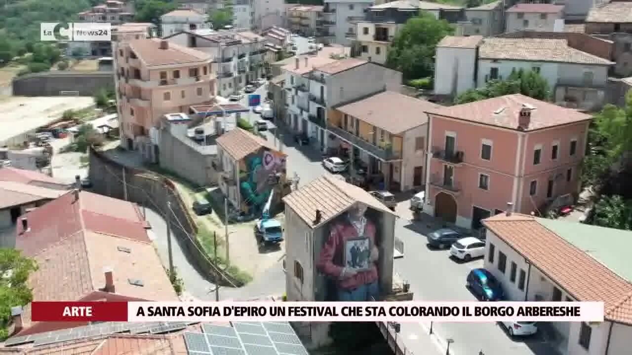 A Santa Sofia d'Epiro un festival che sta colorando il borgo Arbereshe