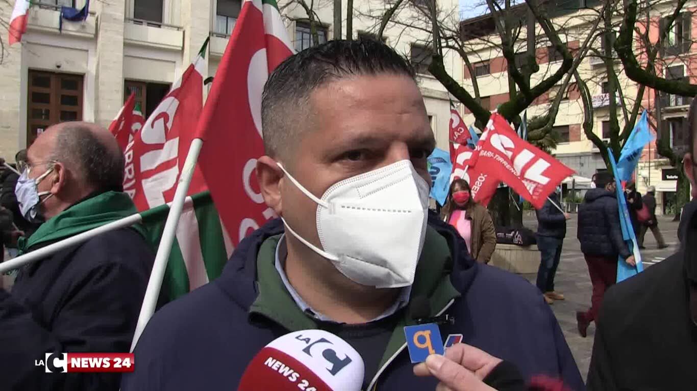 Protesta sindacati a Cosenza: nterviste a Calabrone, Lavia e Biondo