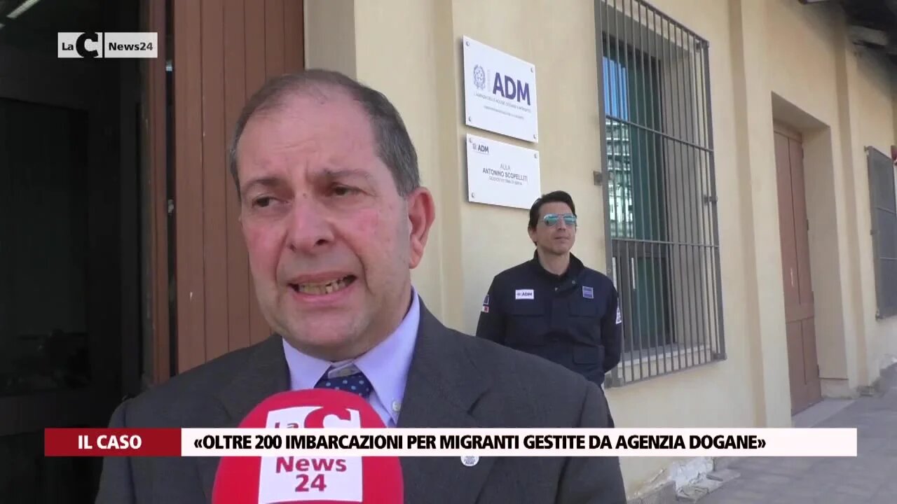 «Oltre 200 imbarcazioni per migranti gestite da agenzia dogane»