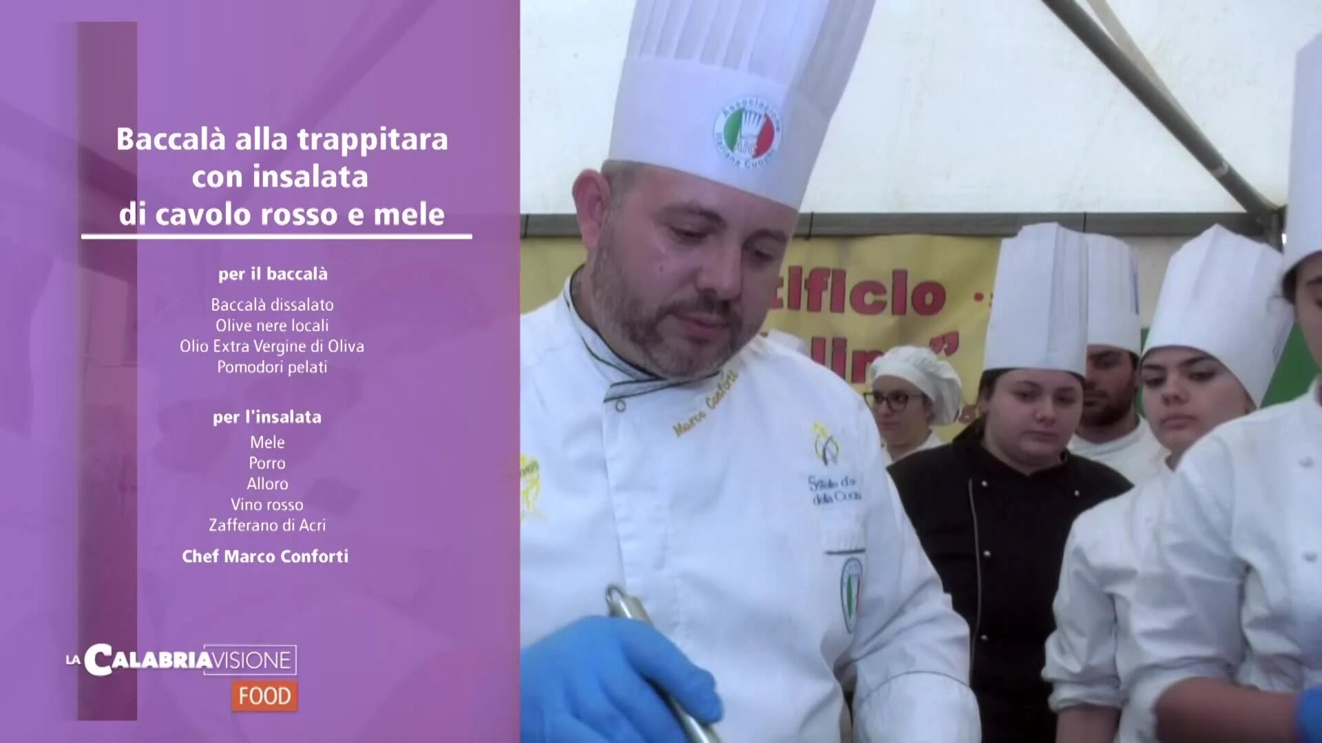 Baccalà alla trappitara, un piatto semplice arricchito da insalata di cavolo rosso e mele stufate