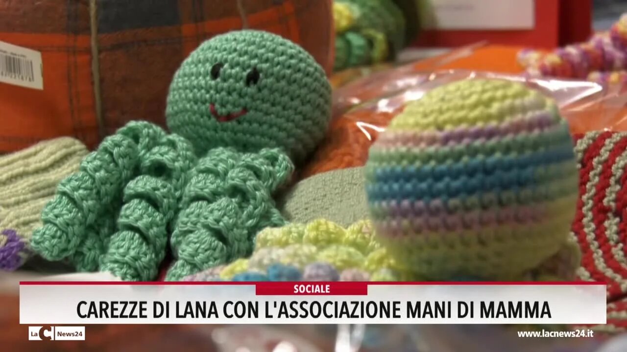 Carezze di lana con l'associazione mani di mamma