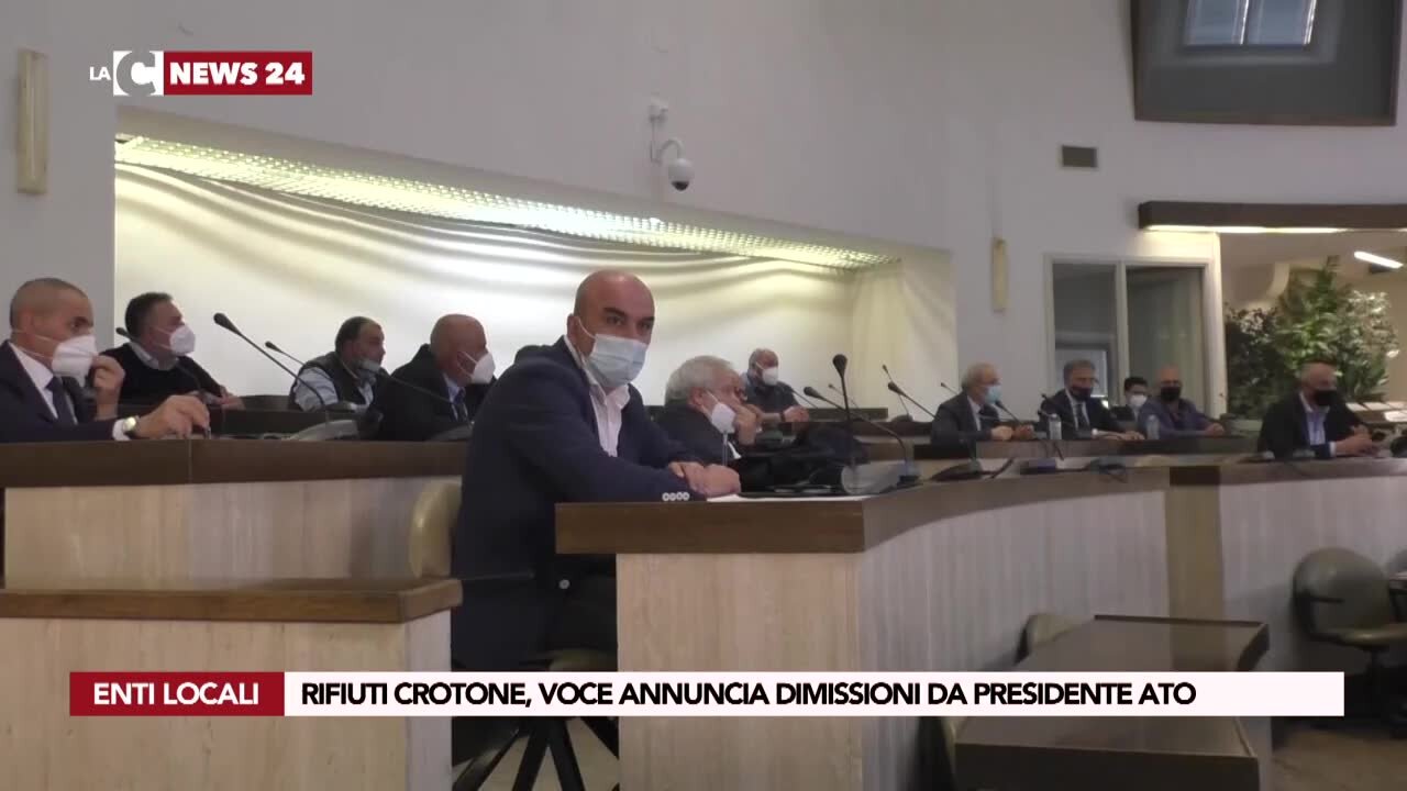 Rifiuti Crotone, Voce annuncia dimissioni da presidente Ato