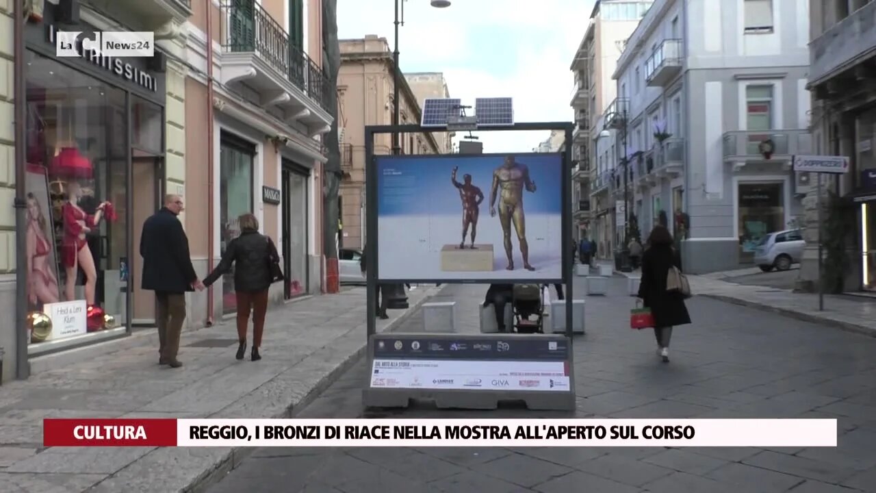 Reggio, i bronzi di Riace nella mostra all'aperto sul corso