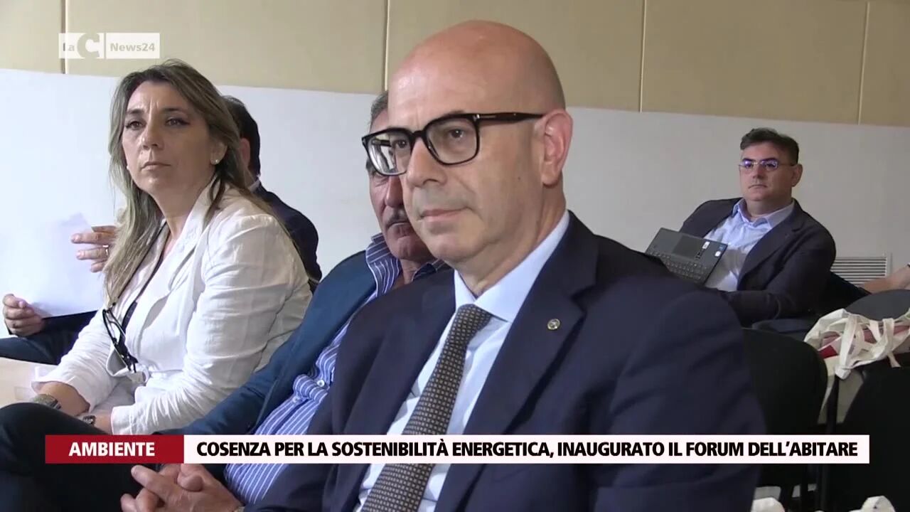 Cosenza per la sostenibilità energetica, inaugurato il forum dell’abitare