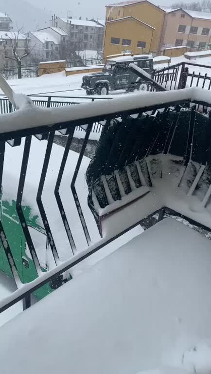 San Giovanni in Fiore paralizzata per ore dalla neve