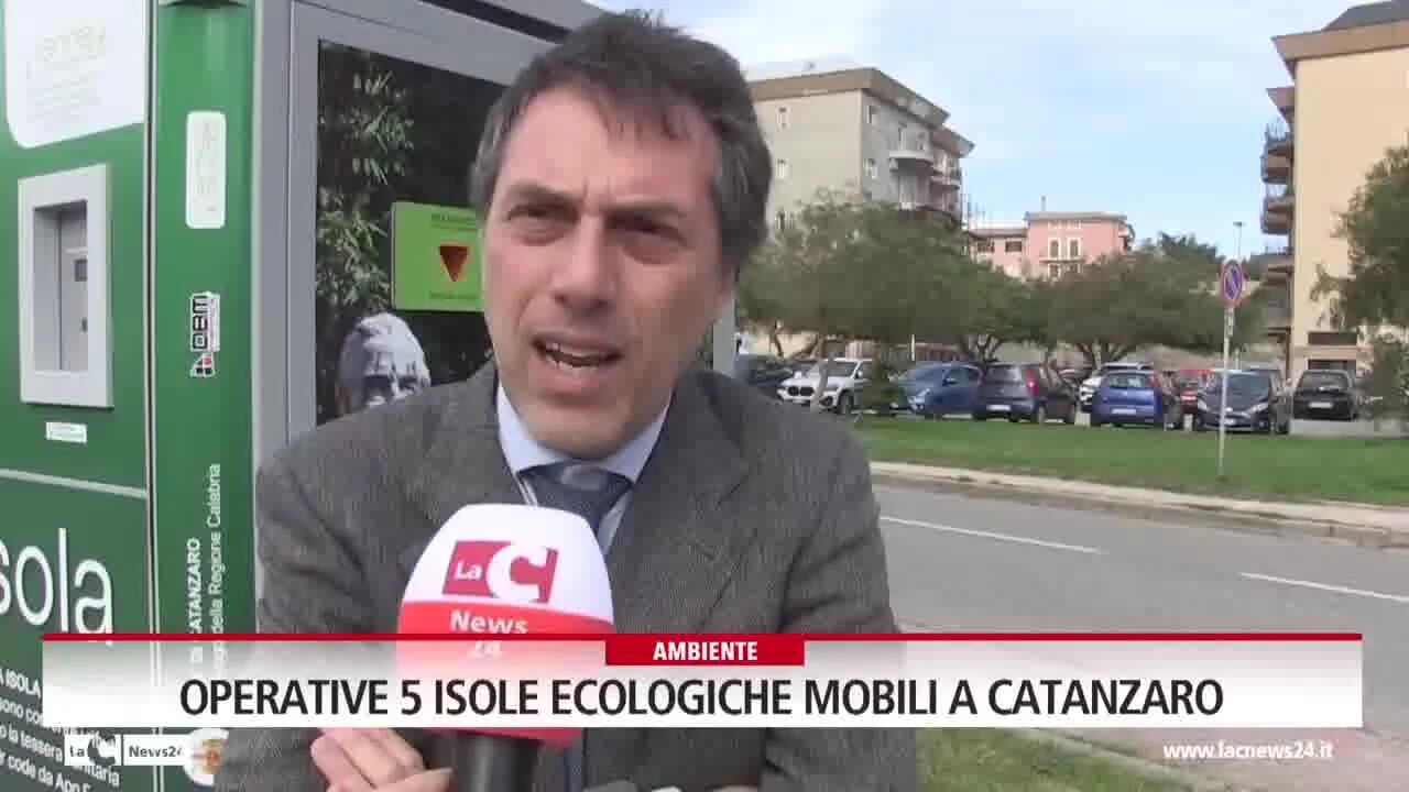 Operative 5 isole ecologiche mobili a Catanzaro