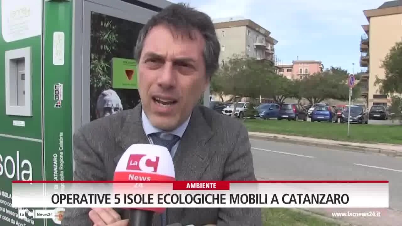 Operative 5 isole ecologiche mobili a Catanzaro