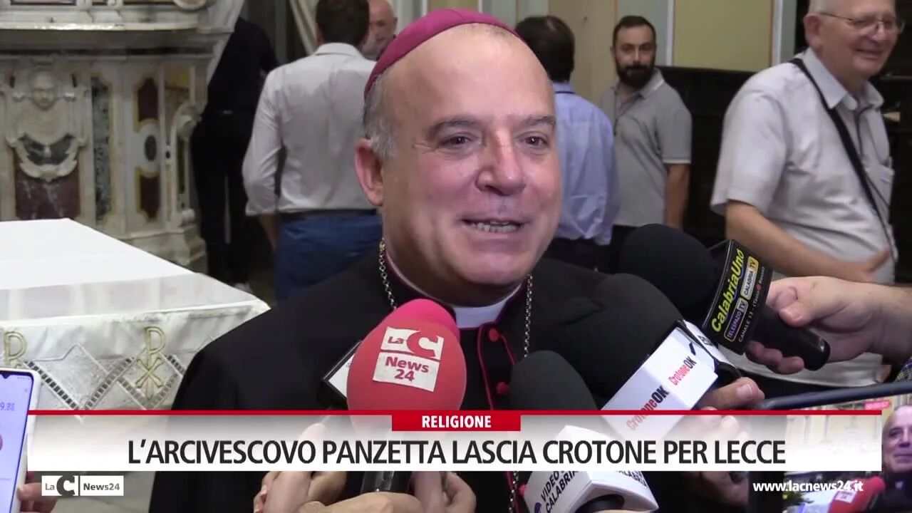 L’arcivescovo Panzetta lascia Crotone per Lecce
