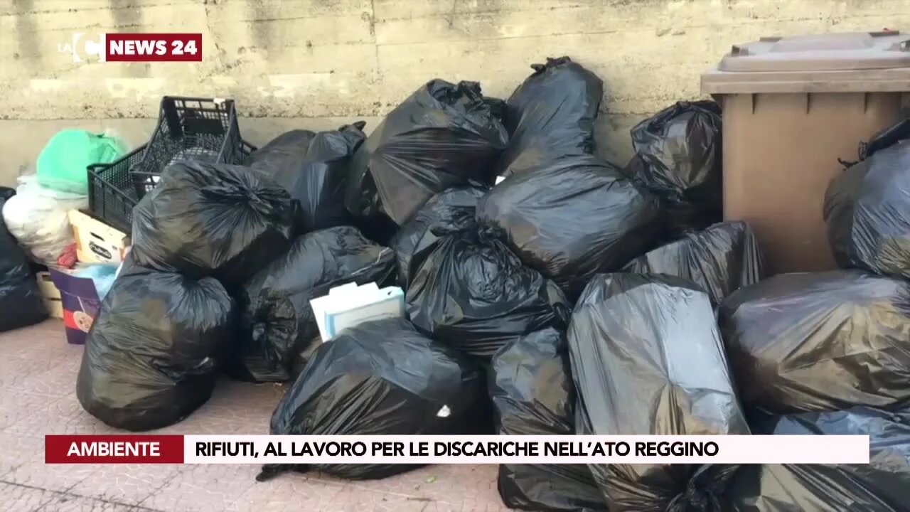 Rifiuti, al lavoro per le discariche nell’Ato reggino