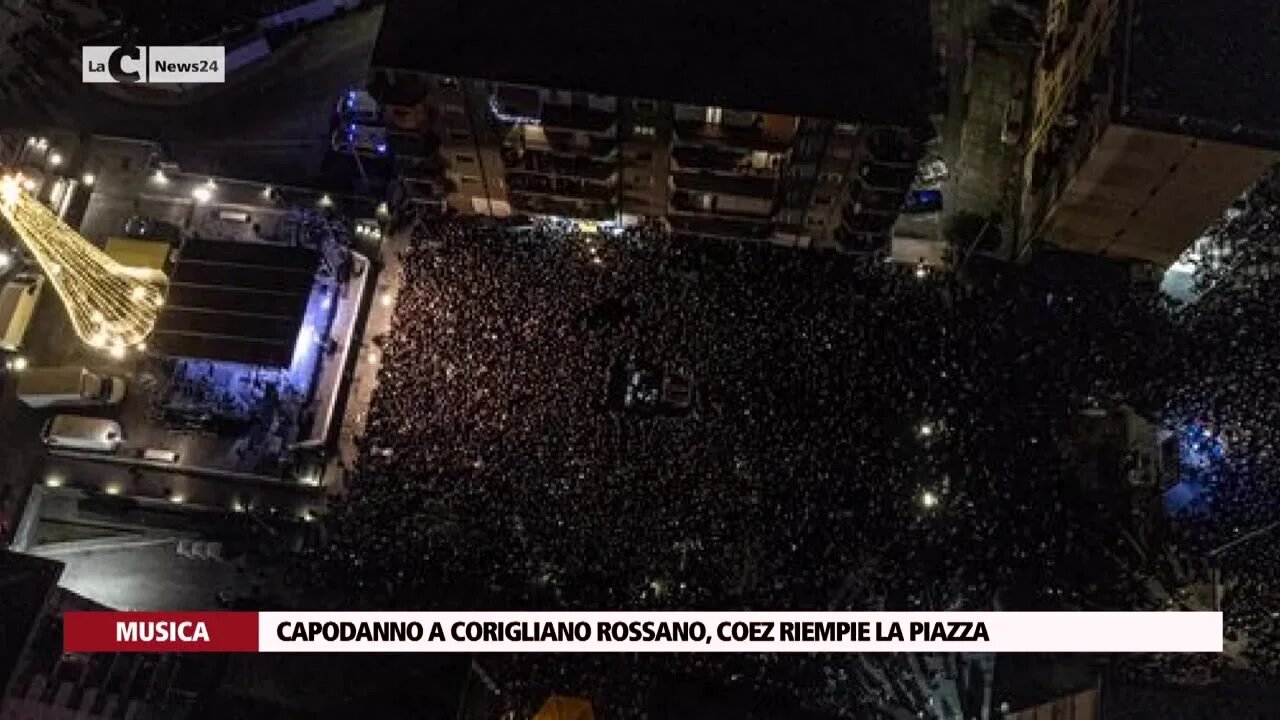 La musica di Coez infiamma il primo dell’anno a Corigliano Rossano: in 20mila in piazza