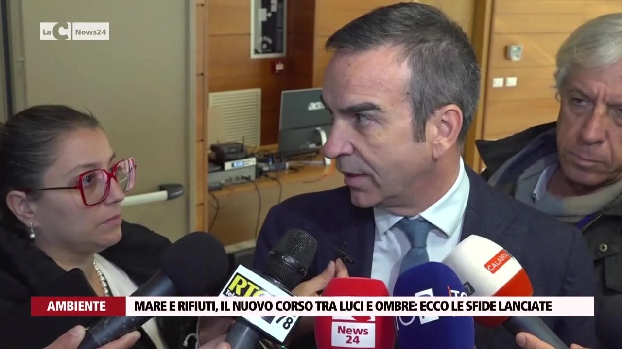 Luci e ombre del nuovo corso su mare e rifiuti: controlli ok, ma slitta il raddoppio del termovalorizzatore