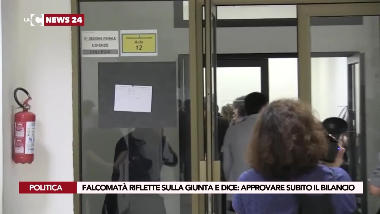 Falcomatà riflette sulla giunta e dice: «Approvare subito il bilancio»