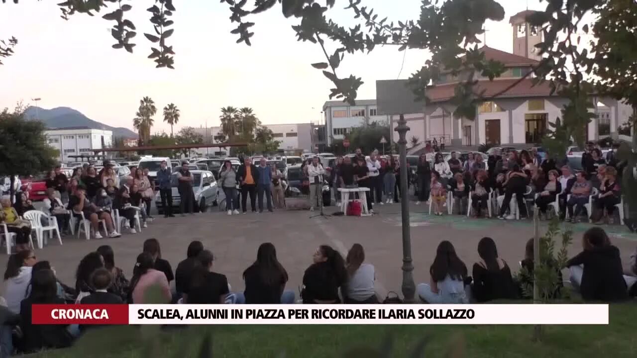 Scalea, alunni in piazza per ricordare Ilaria Sollazzo