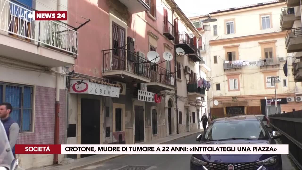 Crotone, muore di tumore a 22 anni: «Intitolategli una piazza»