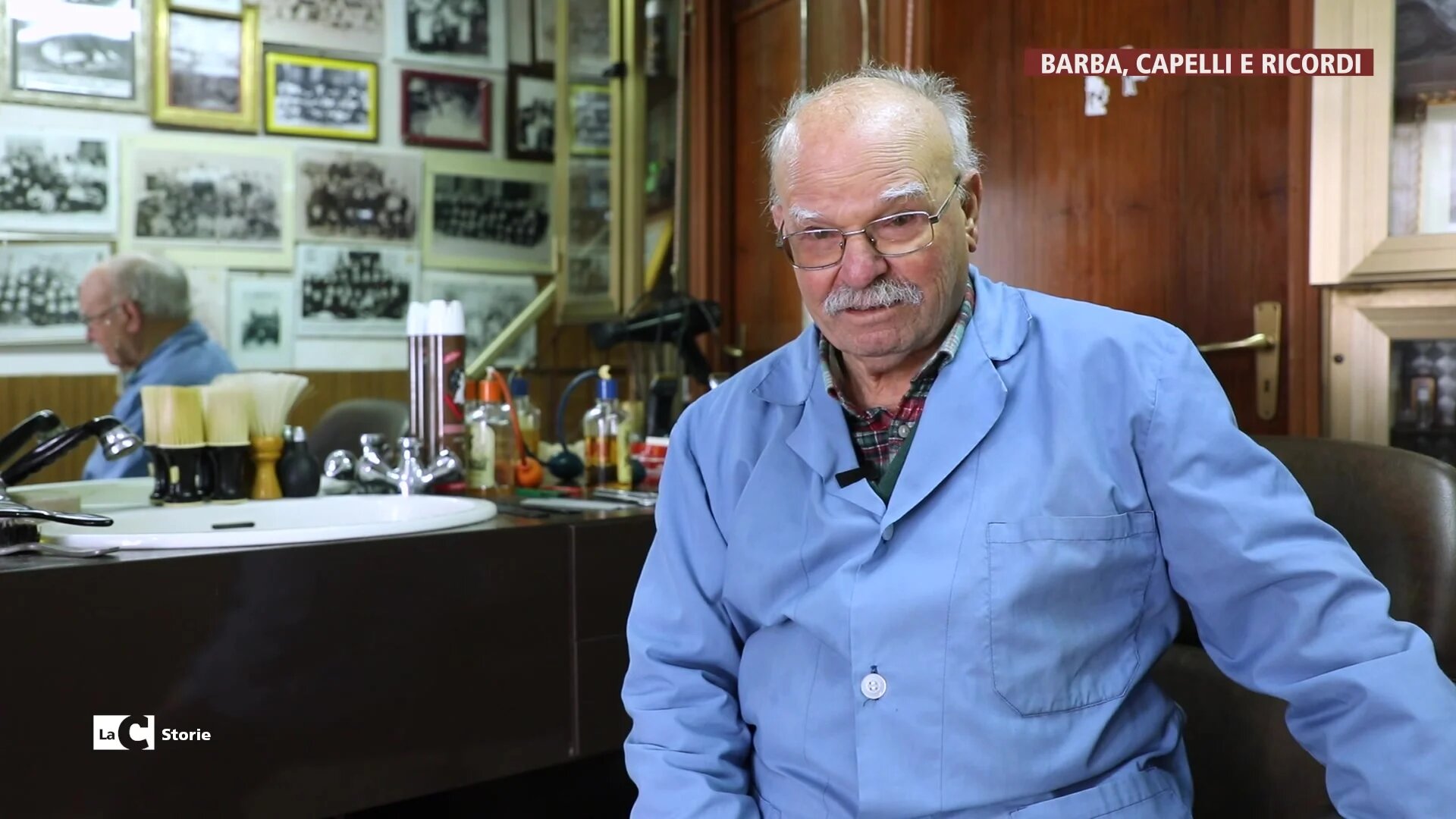 L’ultimo barbiere di San Nicola da Crissa, LaC Storie racconta la bottega di mastru Antonio: barba, capelli e memoria storica - VIDEO