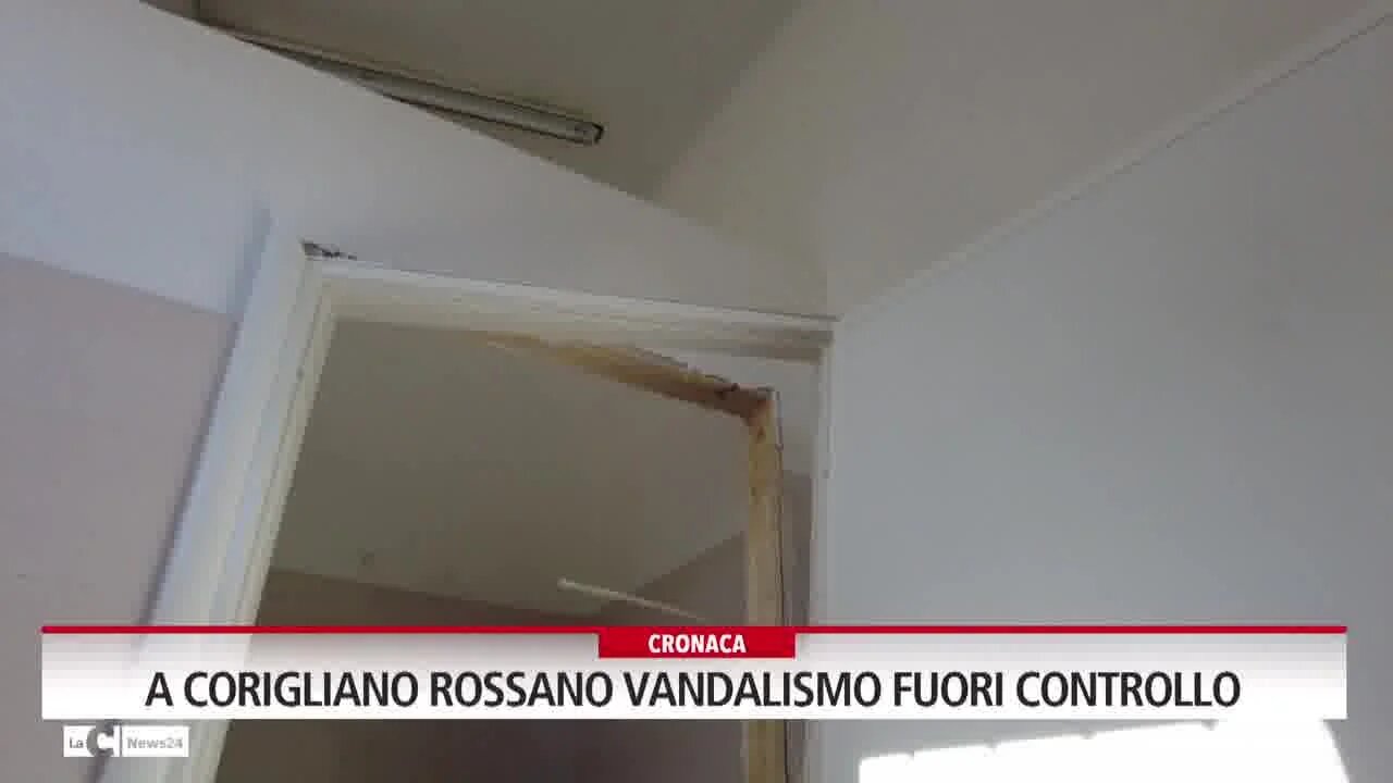 A Corigliano Rossano vandalismo fuori controllo