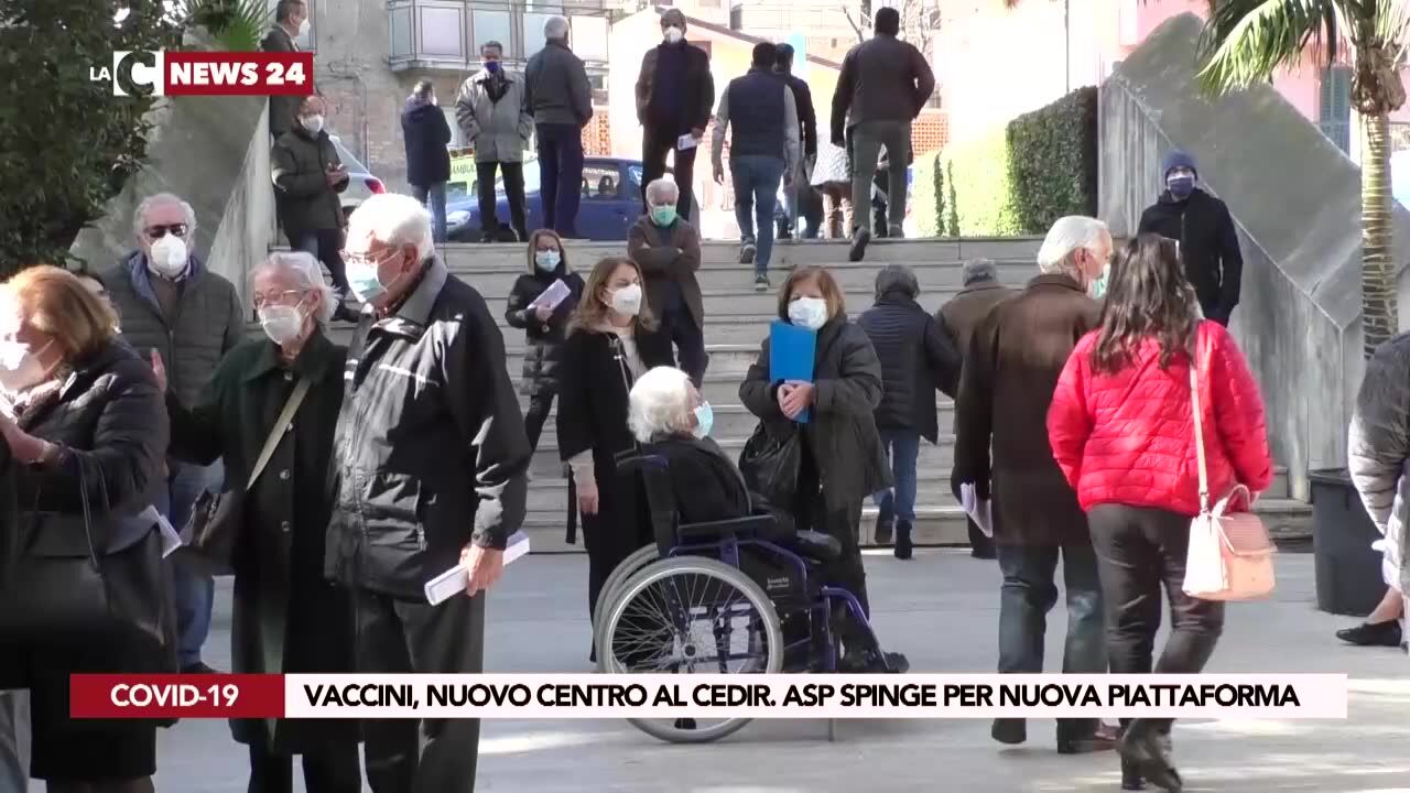 Caos vaccini a Reggio Calabria, nuovo punto somministrazioni al Cedir