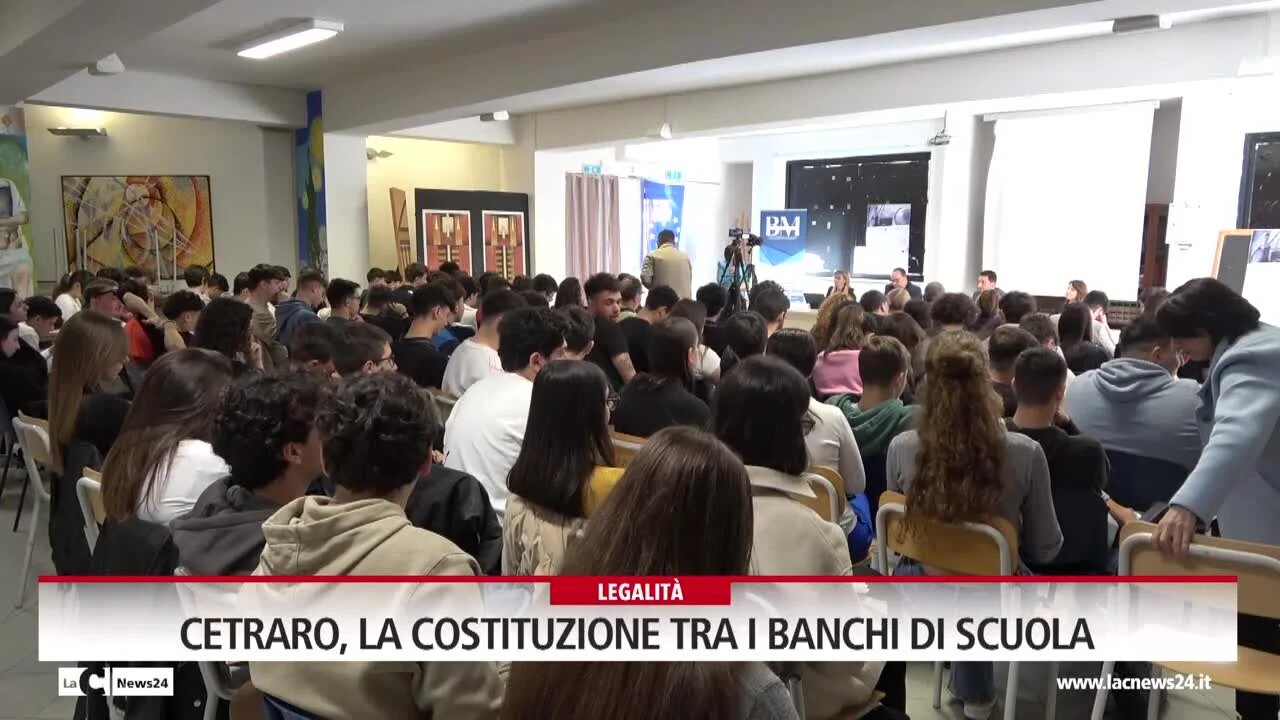 Cetraro, la costituzione tra i banchi di scuola