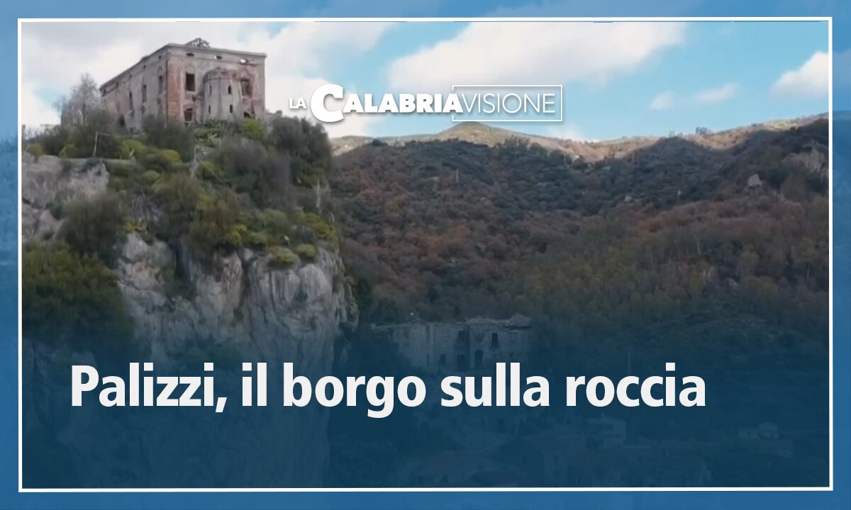 Palizzi, il borgo incastonato nella roccia dove il tempo si è fermato