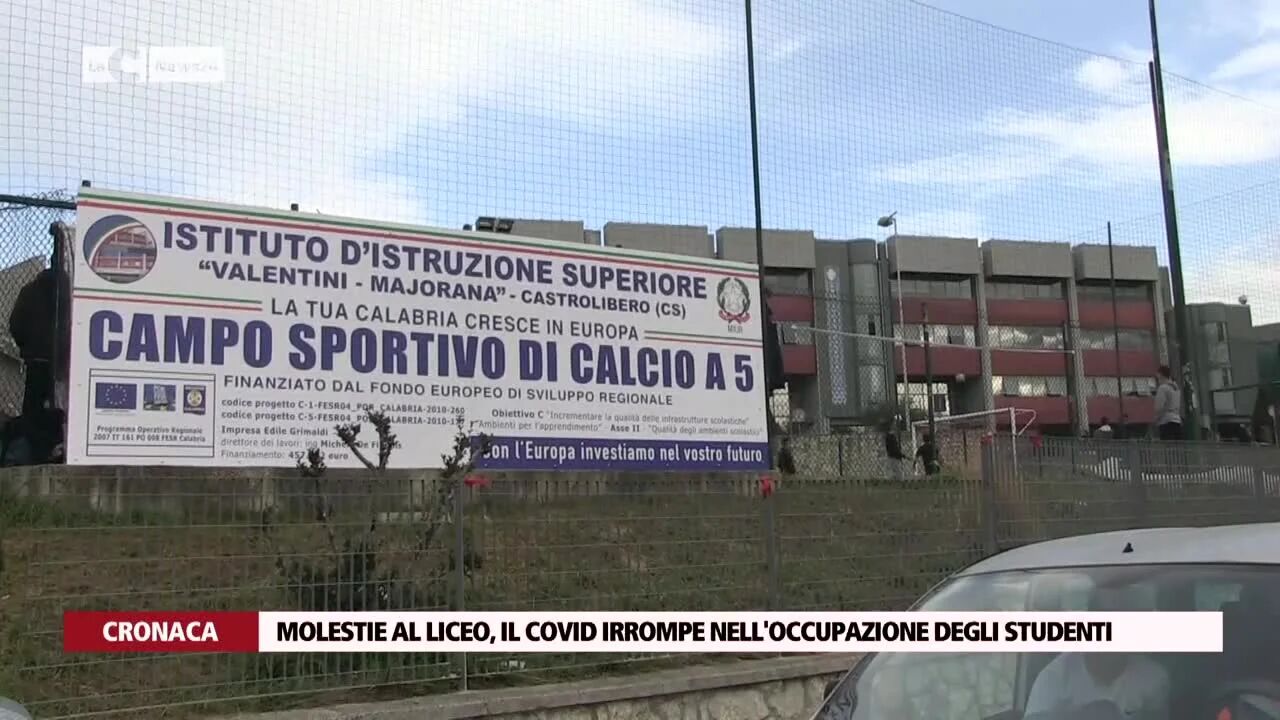 Molestie al Liceo, il Covid irrompe nell'occupazione degli studenti