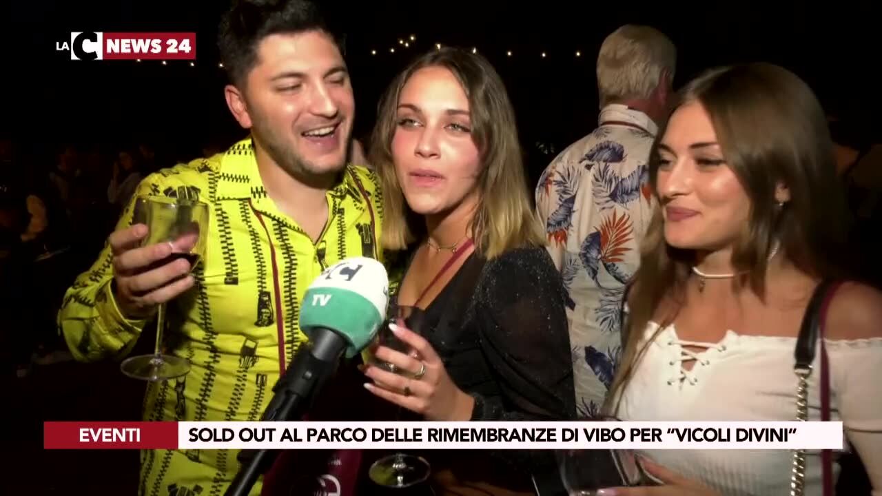 Sold out al parco delle rimembranze di Vibo per “Vicoli divini”