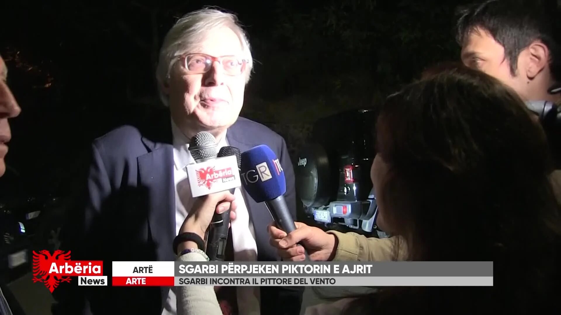A San Demetrio Corone l’incontro tra Vittorio Sgarbi e il pittore del vento