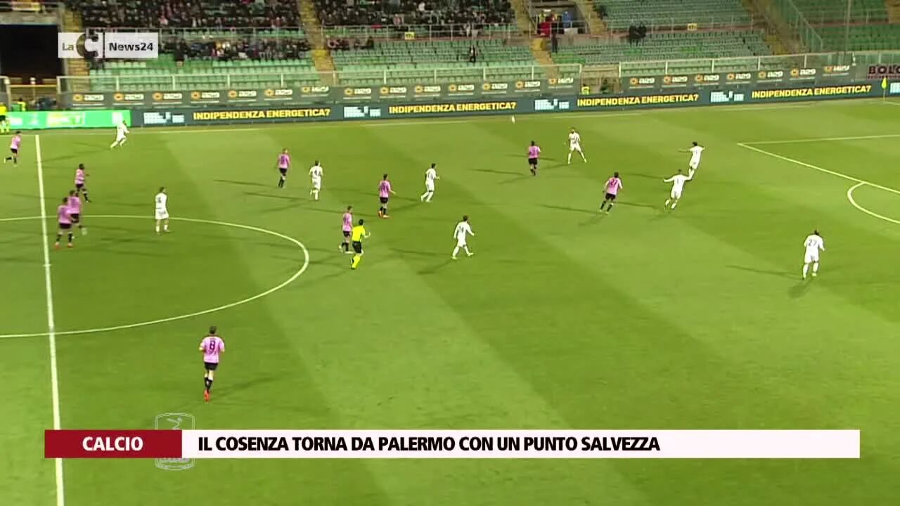 Il Cosenza torna da Palermo con un punto salvezza