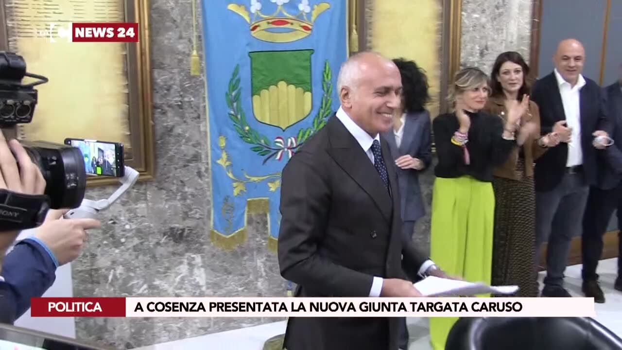 A Cosenza presentata la nuova giunta targata Caruso