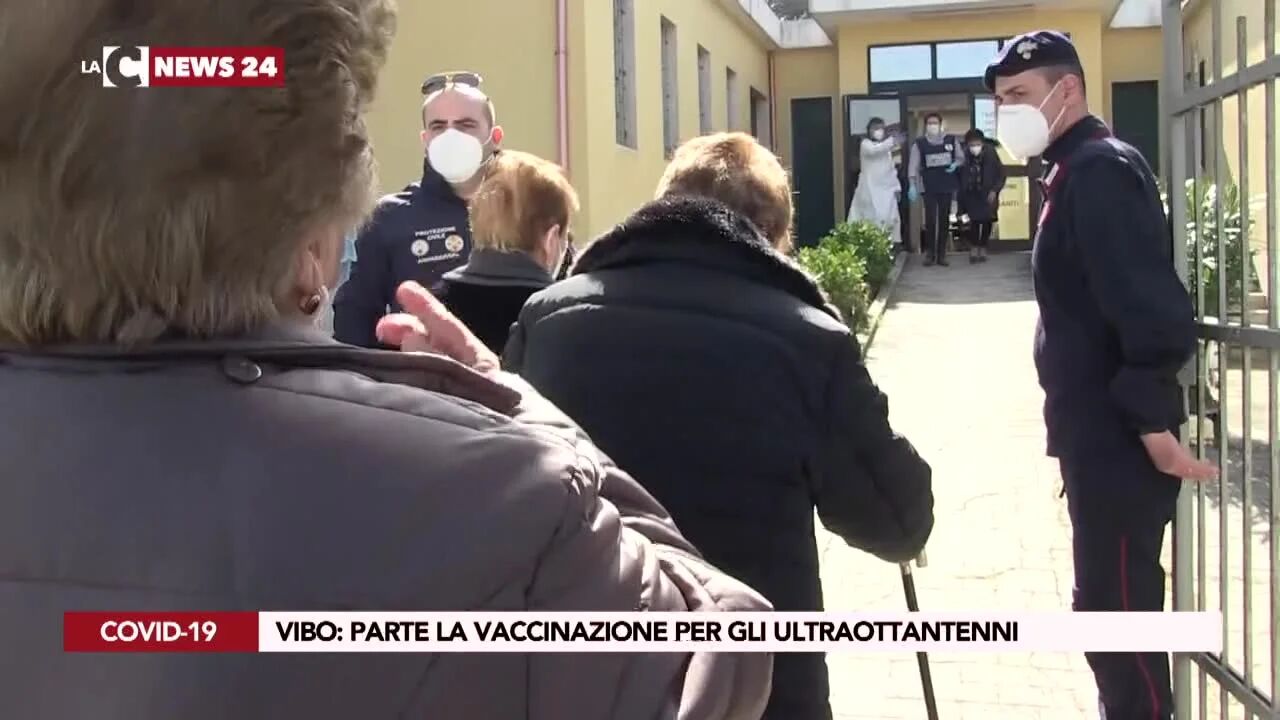 Vibo Valentia, parte la vaccinazione per gli ultraottantenni