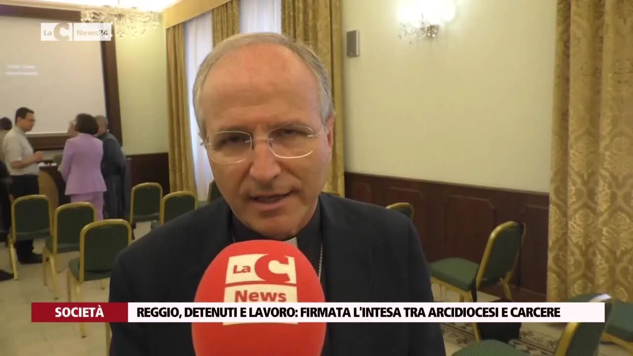 Reggio, detenuti e lavoro firmata l'intesa tra arcidiocesi e carcere