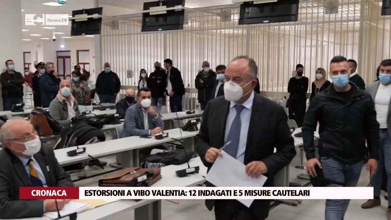 Estorsioni a Vibo Valentia: 12 indagati e 5 misure cautelari