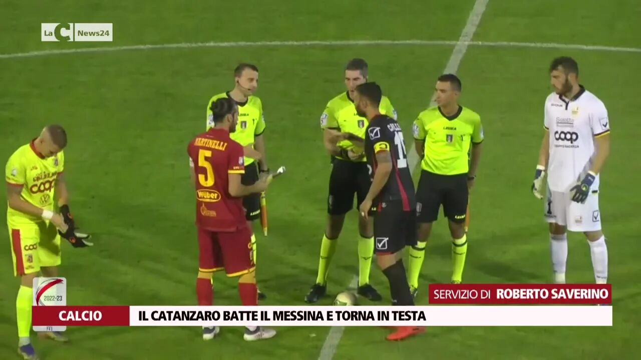 Il Catanzaro batte il Messina e torna in testa