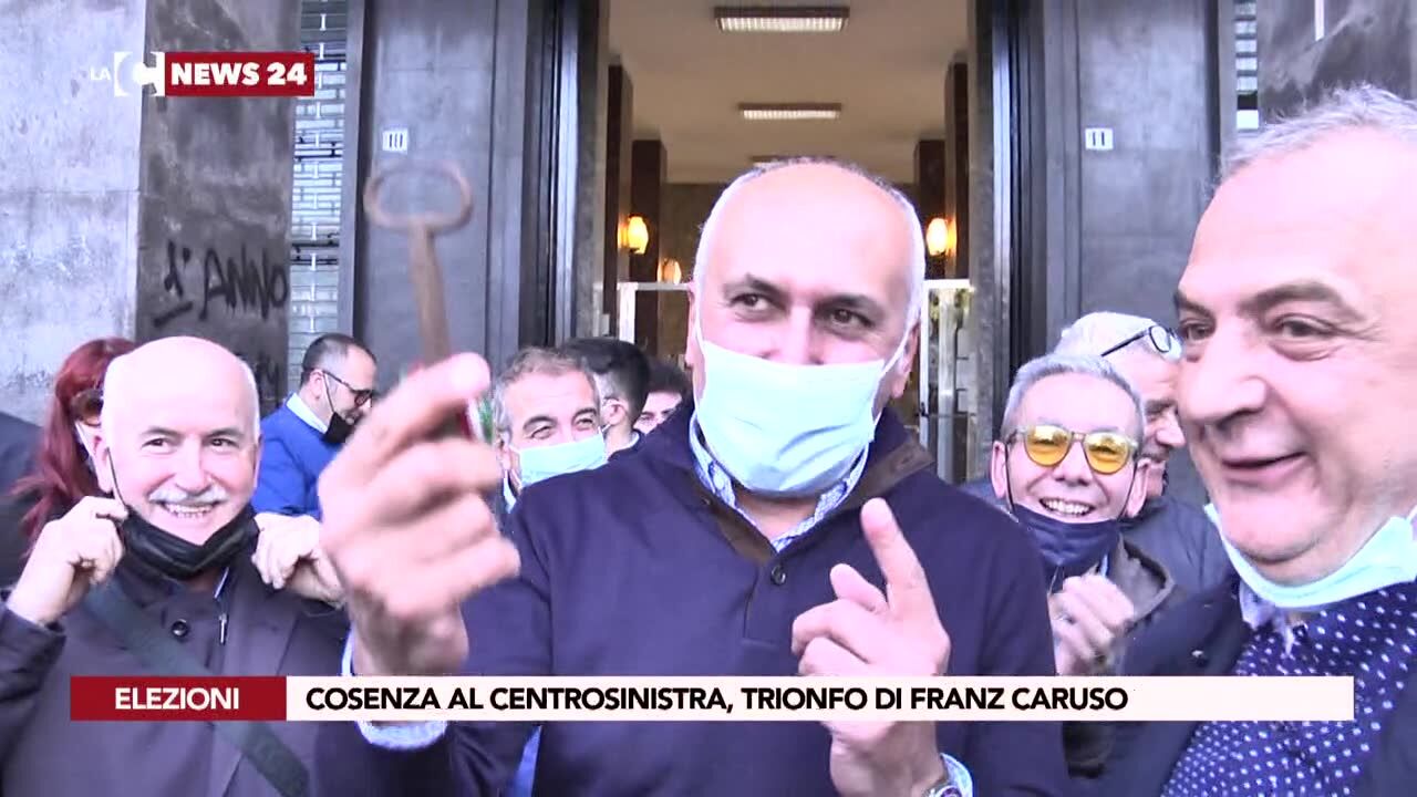 Cosenza al centrosinistra, trionfo di Franz Caruso