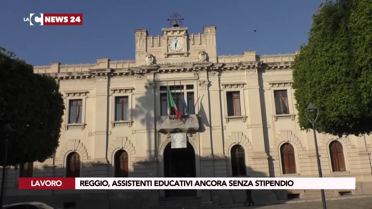 Reggio, assistenti educativi ancora senza stipendio