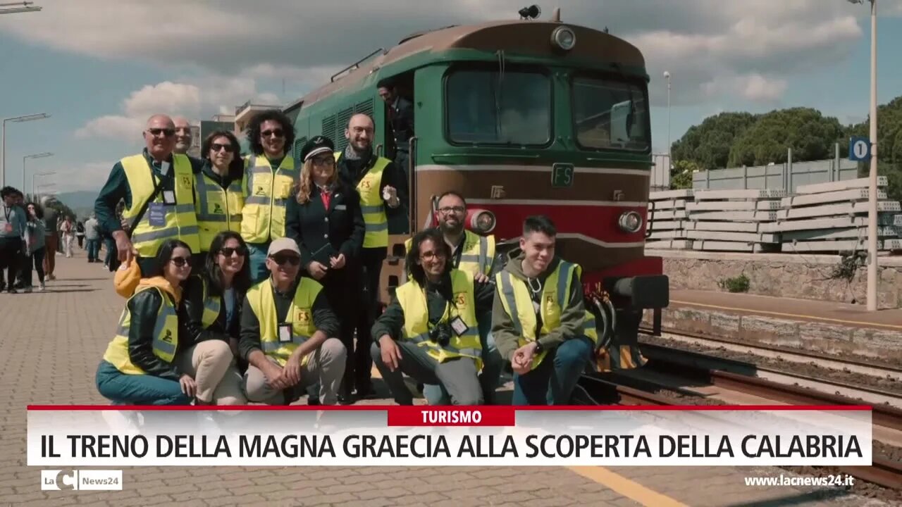 Alla scoperta del territorio sul treno storico della Magna Graecia: più di 400 viaggiatori lungo la tratta ionica tra Reggio e Catanzaro