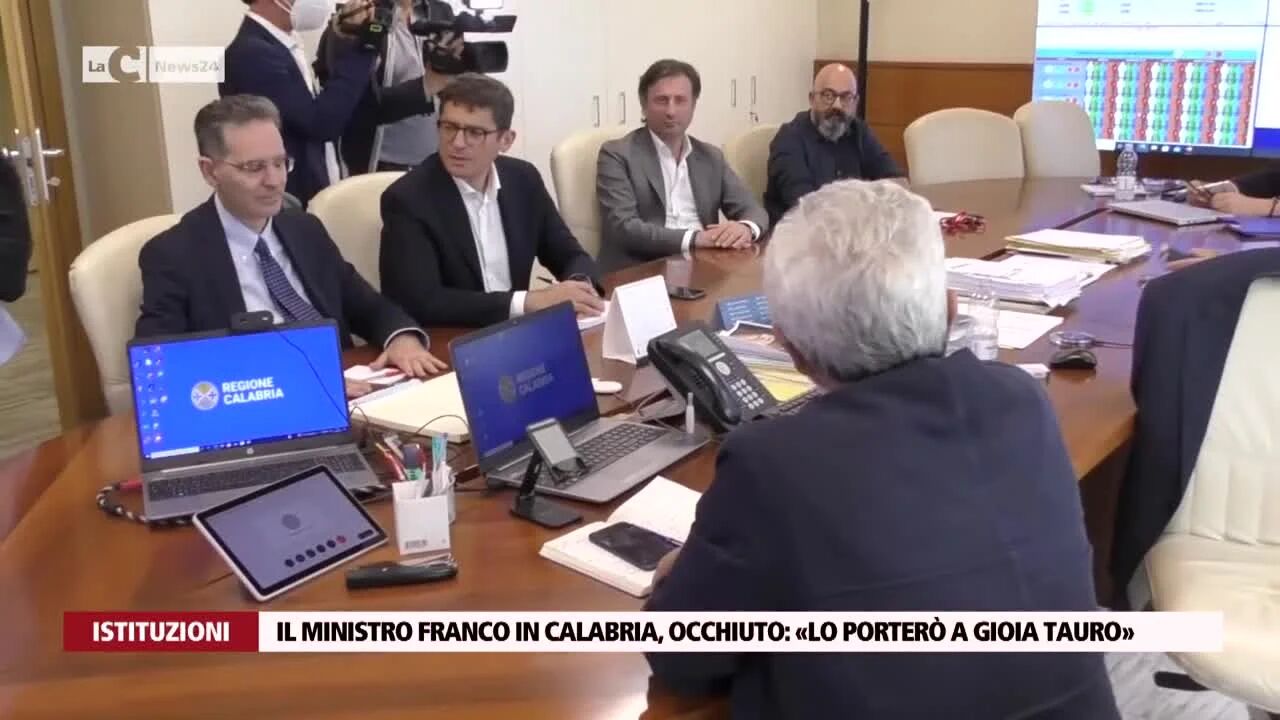 Il ministro Franco in Calabria, Occhiuto: «lo porterò a Gioia Tauro»