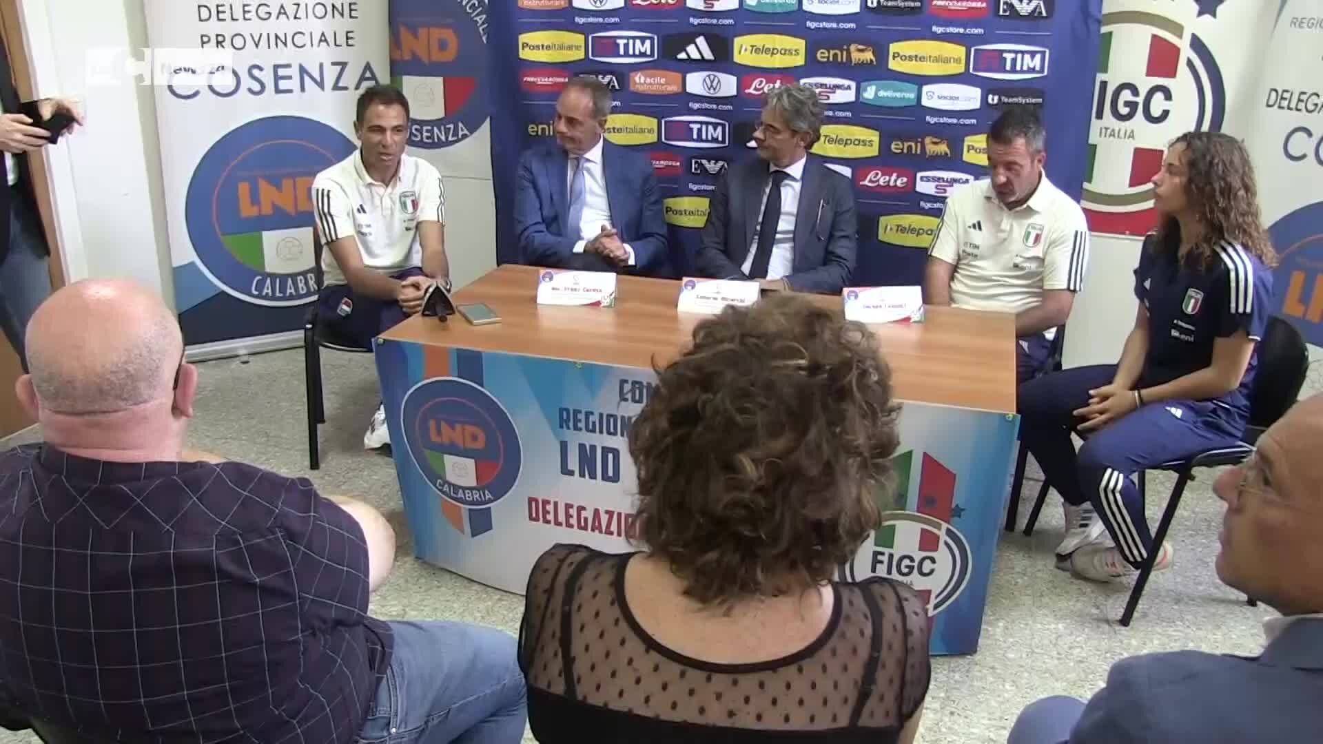 Cosenza, San Vito pronto a infiammarsi ancora per le azzurrine | VIDEO