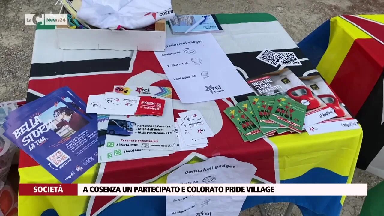 A Cosenza un partecipato e colorato Pride village
