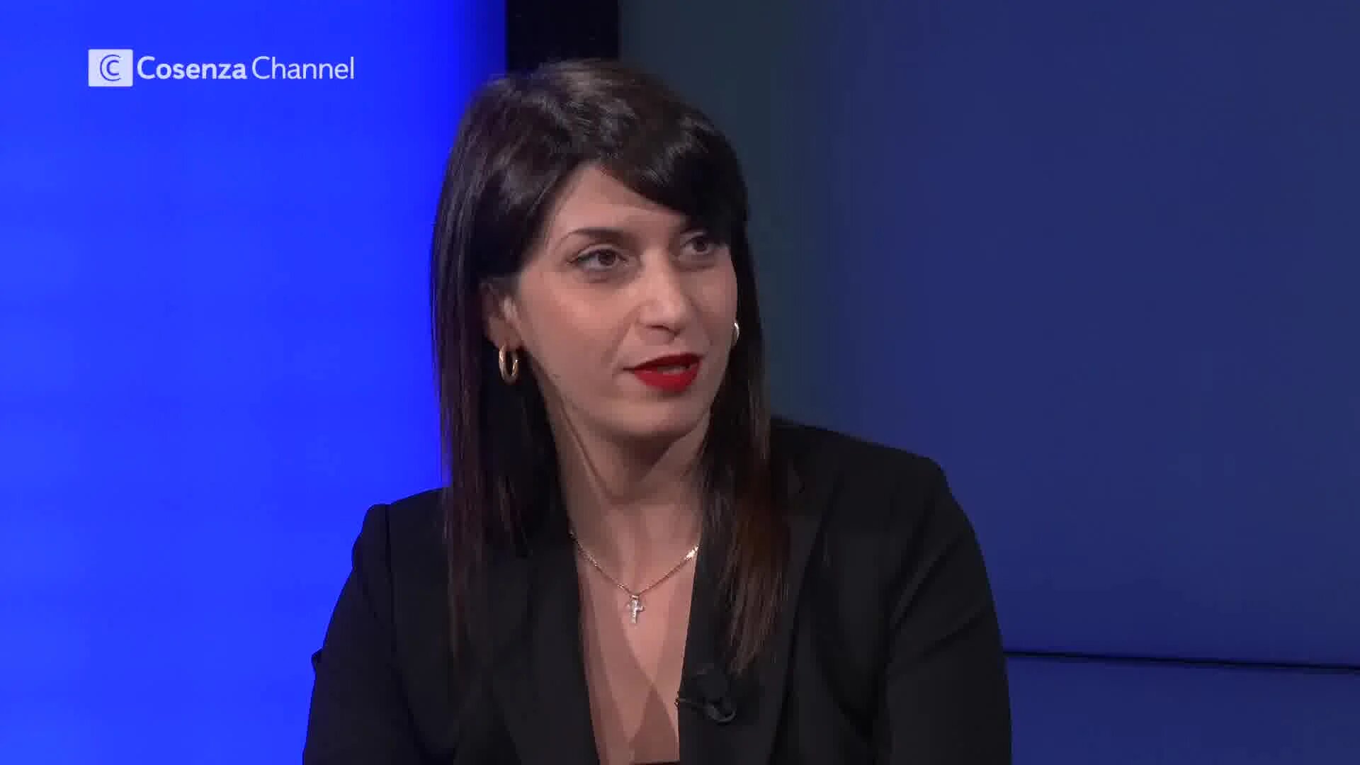 Eliana Godino e il libro che insegna l’arbëreshë ai più piccoli (e non solo) | VIDEO