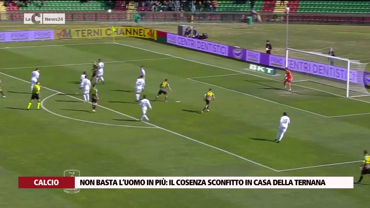Non basta l’uomo in più, il Cosenza sconfitto in casa della Ternana