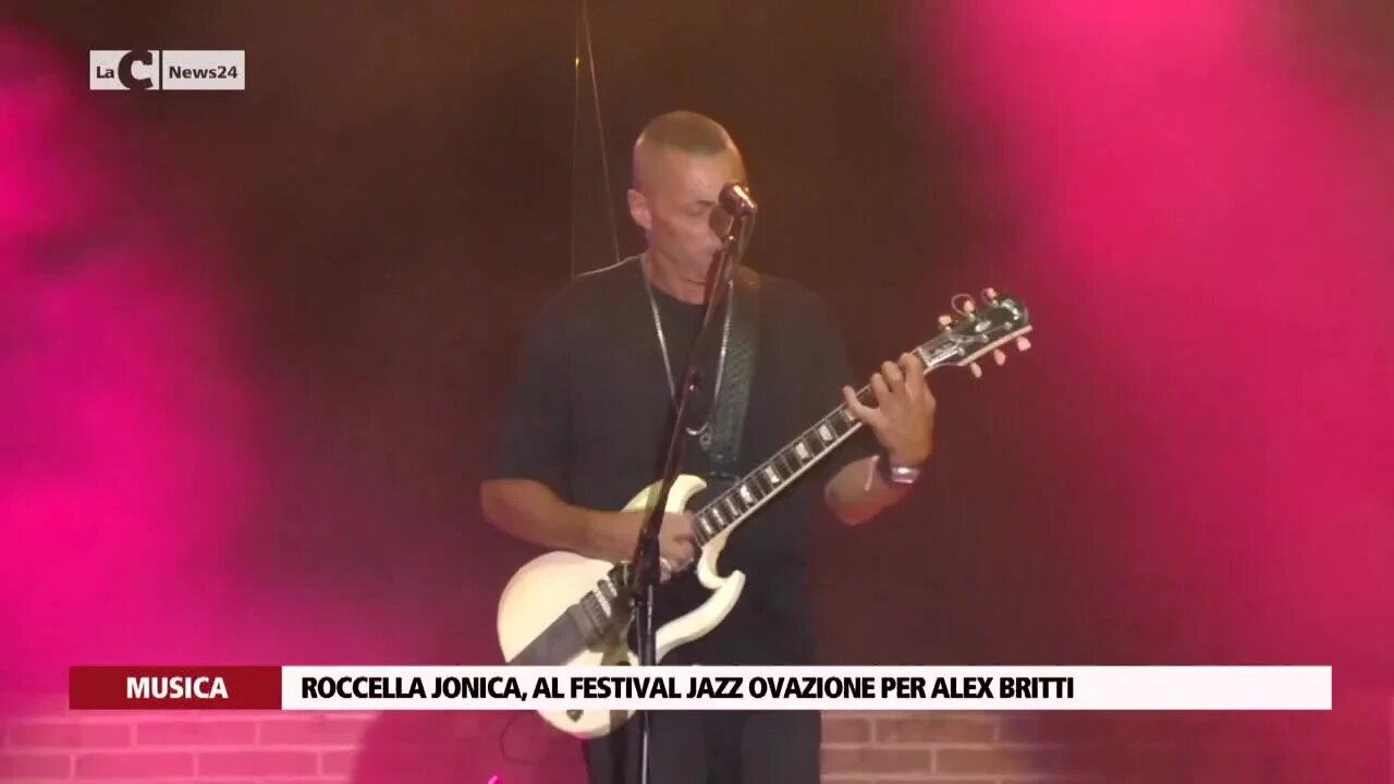 Roccella, Alex Britti tra jazz e blues: «Che meraviglia, felice di essere qui»