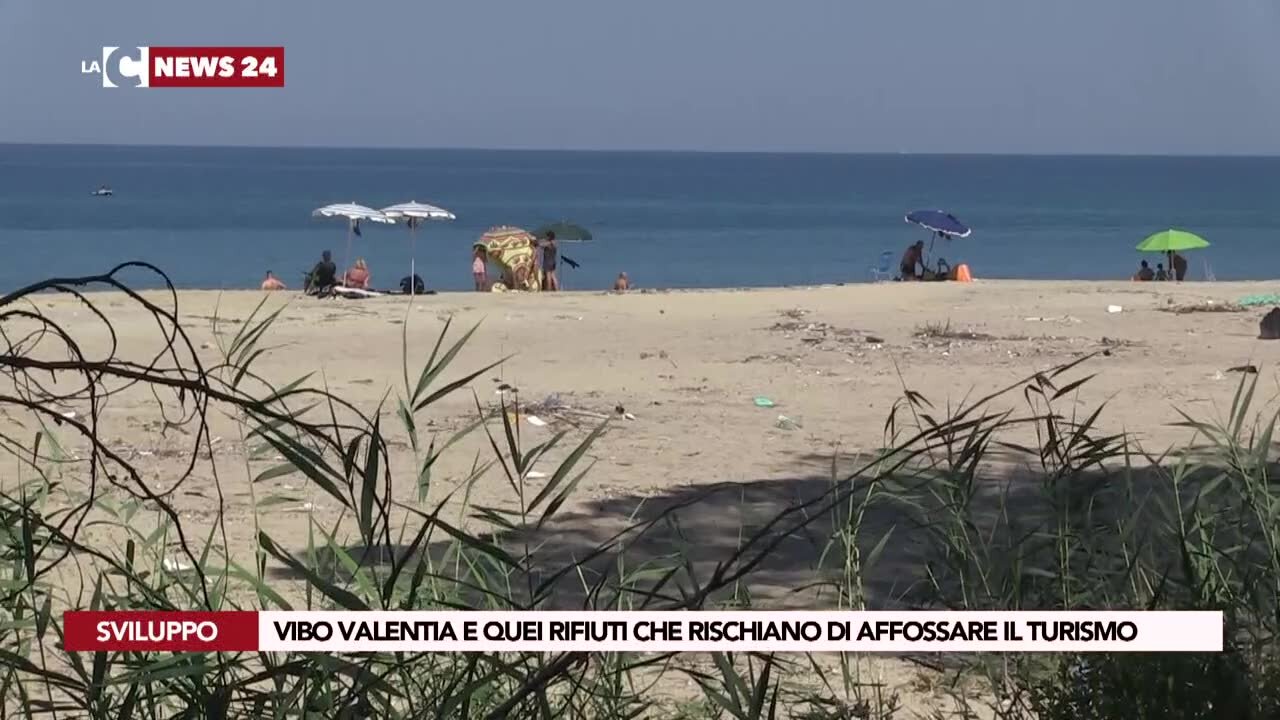 Vibo Valentia e quei rifiuti che rischiano di affossare il turismo