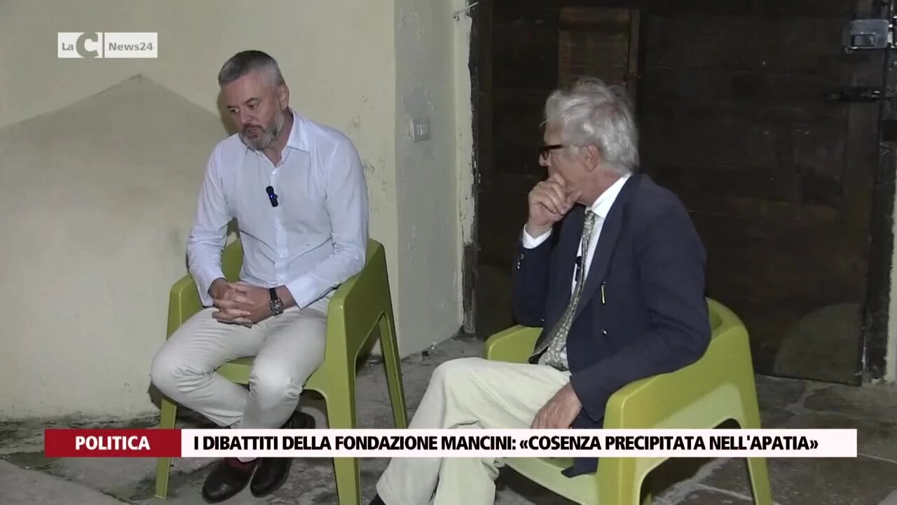 I dibattiti della Fondazione Mancini, «Cosenza precipitata nell'apatia»