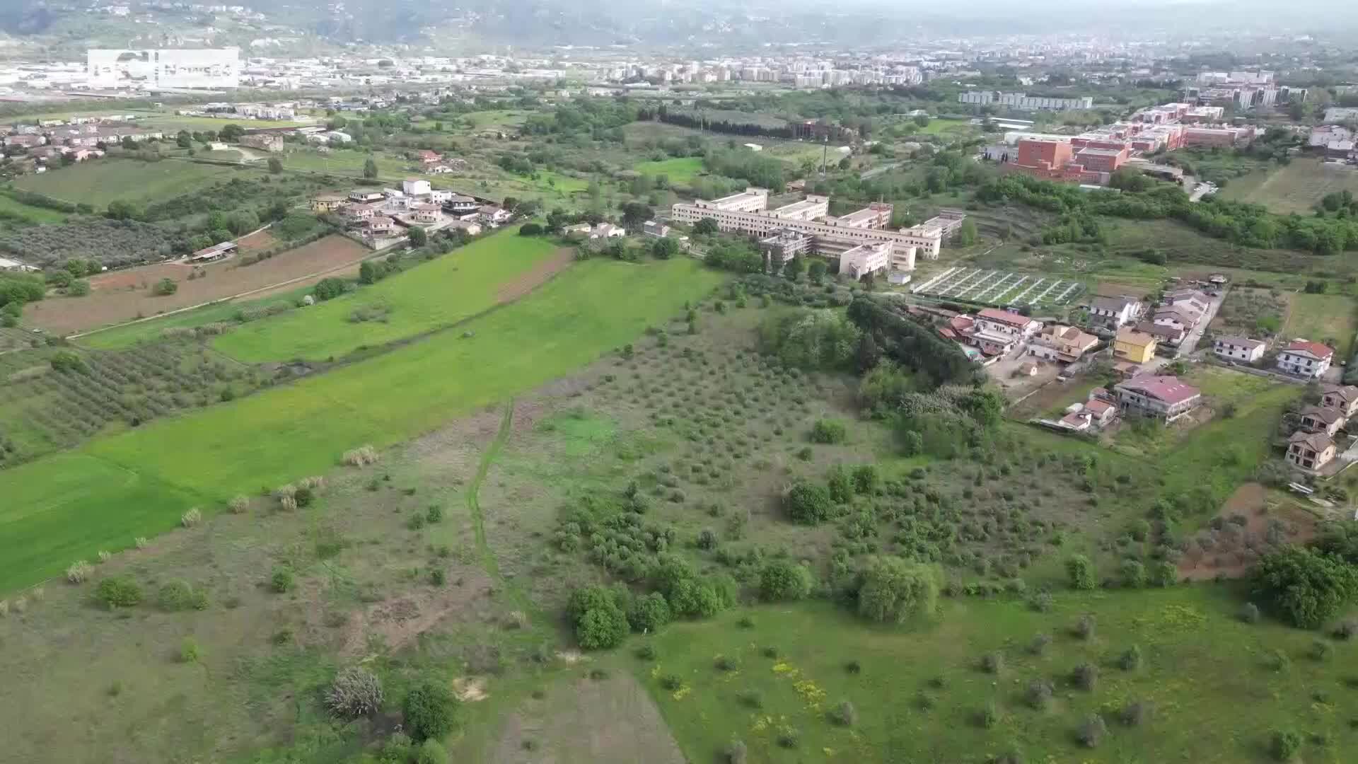 Tra Rende e Montalto: il drone svela l'area in cui sorgerà il nuovo ospedale di Cosenza | VIDEO
