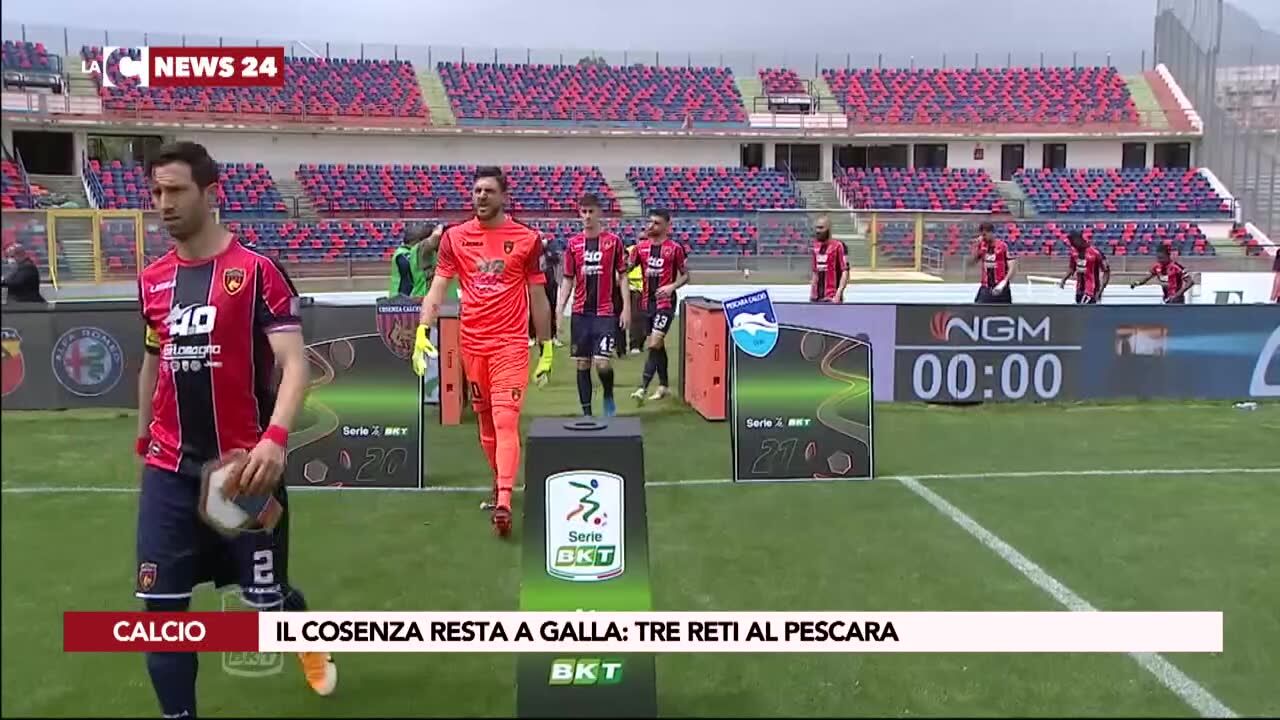Il Cosenza resta a galla: tre reti al Pescara