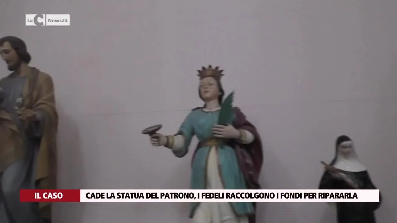 Cade la statua del patrono, i fedeli raccolgono i fondi per ripararla