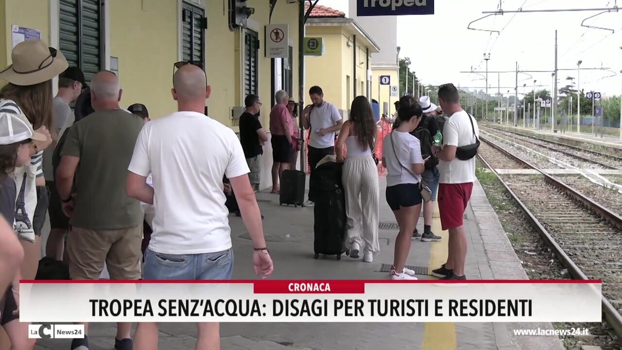 Welcome to Tropea… ma niente \"plin plin\": bagni della stazione off limits dopo che Drapia ha \"chiuso\" l’acqua - VIDEO