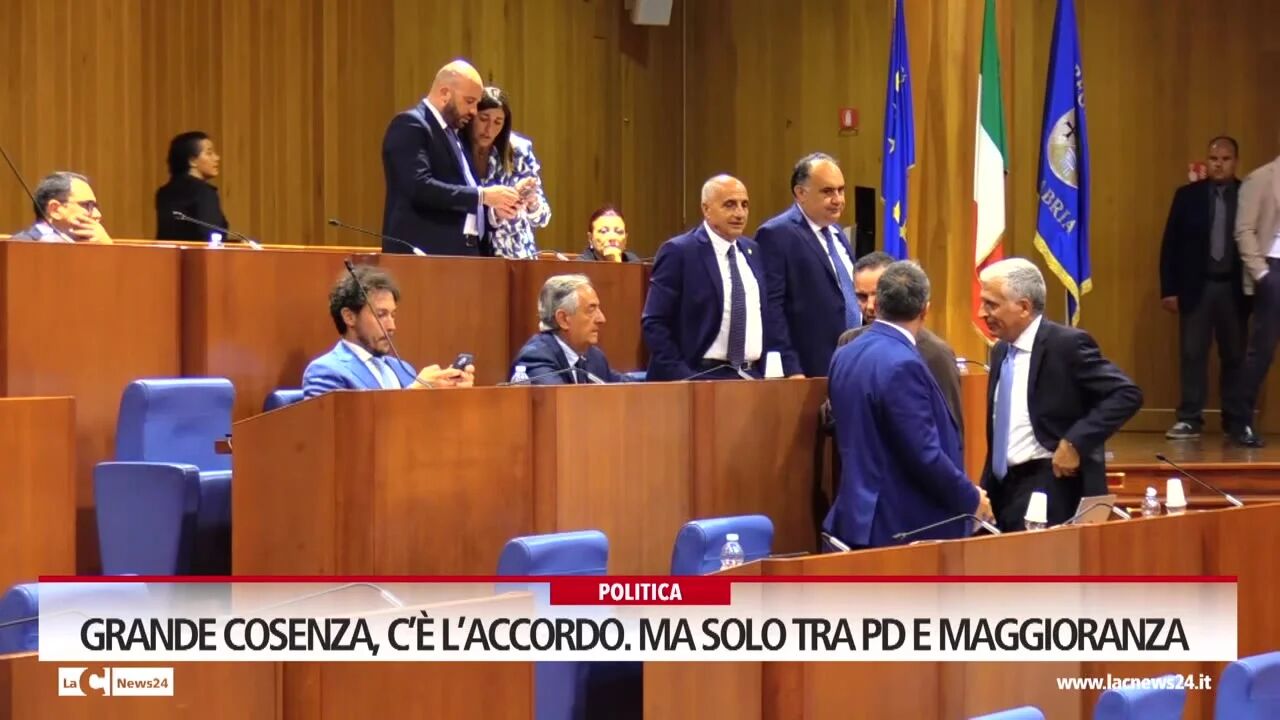Grande Cosenza, c’è l’accordo. ma solo tra pd e maggioranza